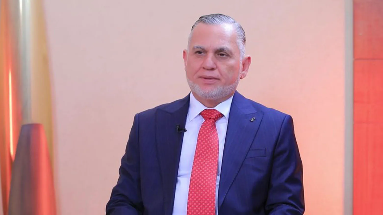 بهاء الأعرجي ينفي حسم ملف رئاسة الوزراء ويصف الأنباء بـ "التضليل الممنهج"