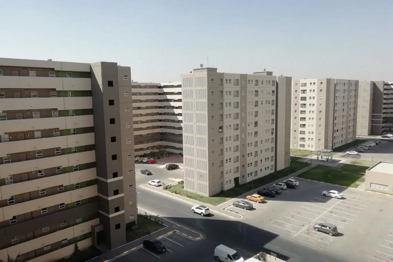 Investment Commission Mandates Iraqi Dinar for Housing Units, Warns Violators of Legal Action