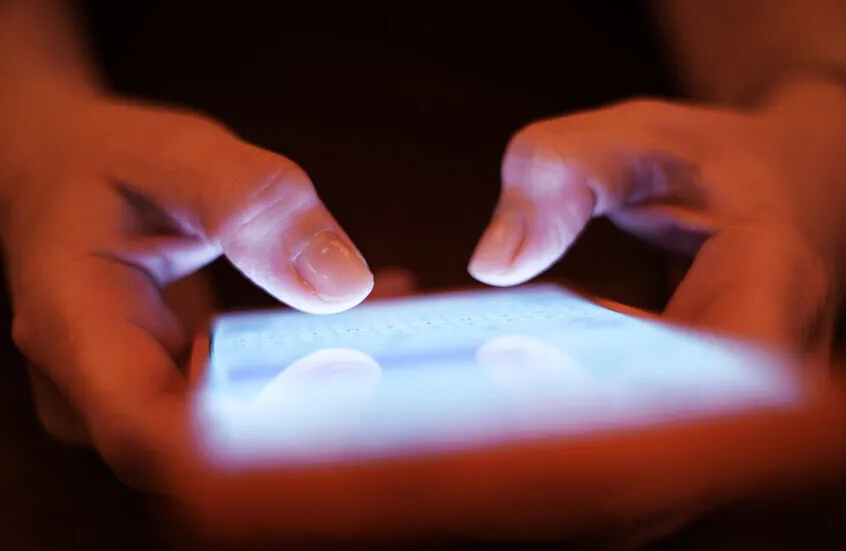 "ميتا" تطلق ميزة "رؤى الذكاء الاصطناعي" لتمكين الآباء من مراقبة محادثات أبنائهم المراهقين