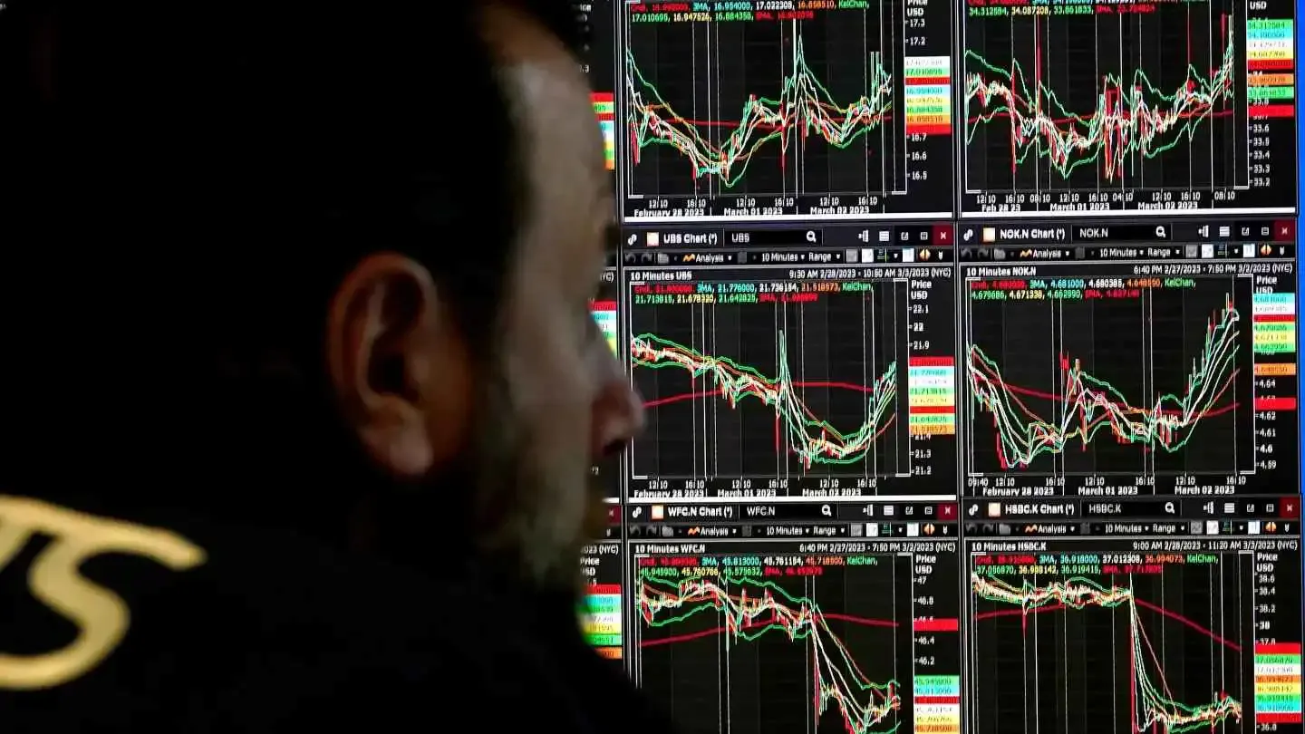 تحذيرات اقتصادية 2026: "الغارديان" تكشف خطر ركود حاد يهدد بريطانيا وخسائر بمليارات الجنيهات بسبب استمرار حرب إيران