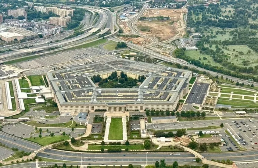 Pentagon Inks AI Deal with 7 Tech Giants to Boost 2026 Warfare Capabilities