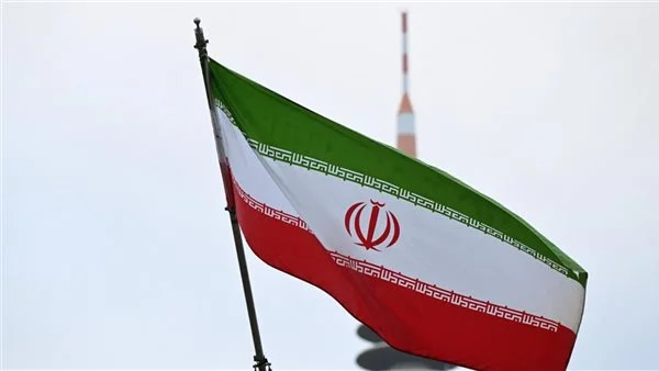 Iran warns of "catastrophic" consequences Hormuz Strait describes American moves aggressive