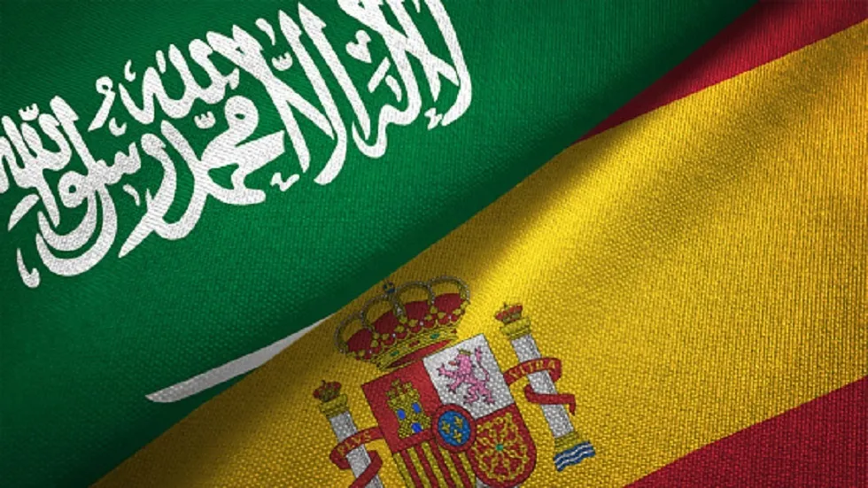 السعودية وإسبانيا تشددان على أهمية عودة الملاحة في مضيق هرمز إلى طبيعتها بشكل كامل