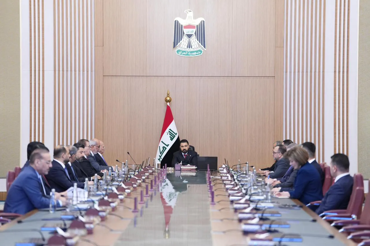 Al-Zaidi chairs first cabinet session after assuming duties
