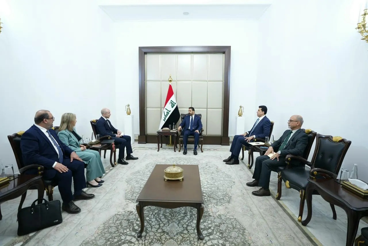 رئيس وزراء النرويج يؤكد للزيدي سعي حكومته لتعزيز التعاون في مختلف المجالات