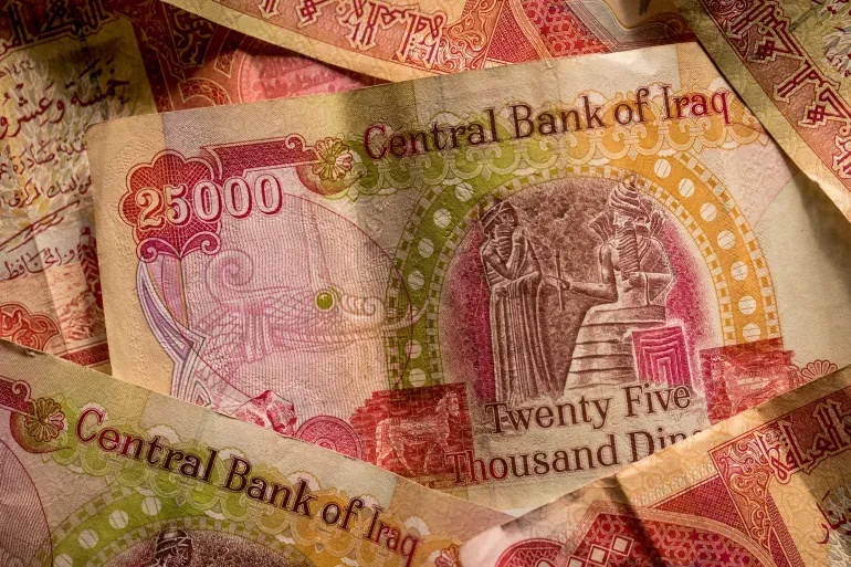 إجراءات حكومية لضمان استقرار الدينار العراقي وحماية القوة الشرائية