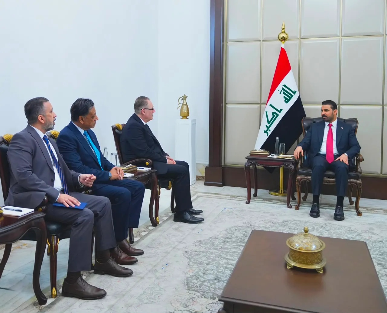 رئيس الوزراء يؤكد على استكمال مشروع المليون قطعة سكنية ضمن خطة العراق التنموية