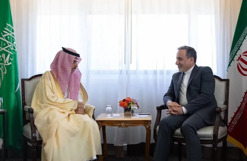 وزيرا خارجية إيران والسعودية يناقشان مستجدات مذكرة التفاهم مع واشنطن