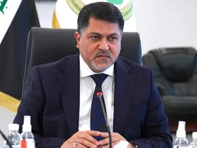 البرلمان العراقي يصوت على إعفاء رئيس هيئة الاستثمار حيدر مكية وإحالة ملفاته