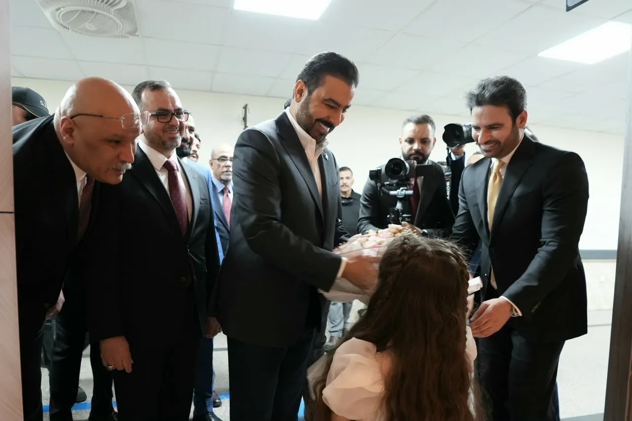 رئيس الوزراء يفتتح مركز رنين ومفراس متطور بمستشفى ابن البيطار ويوجه بمجانية الخدمات