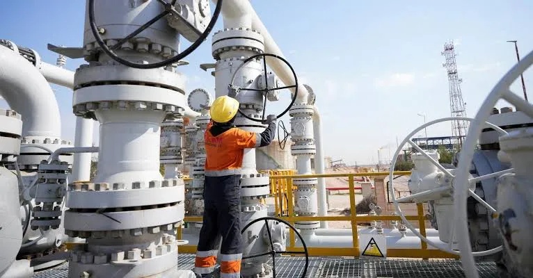 الولايات المتحدة تستورد زيت الوقود العراقي للمرة الأولى عبر سوريا