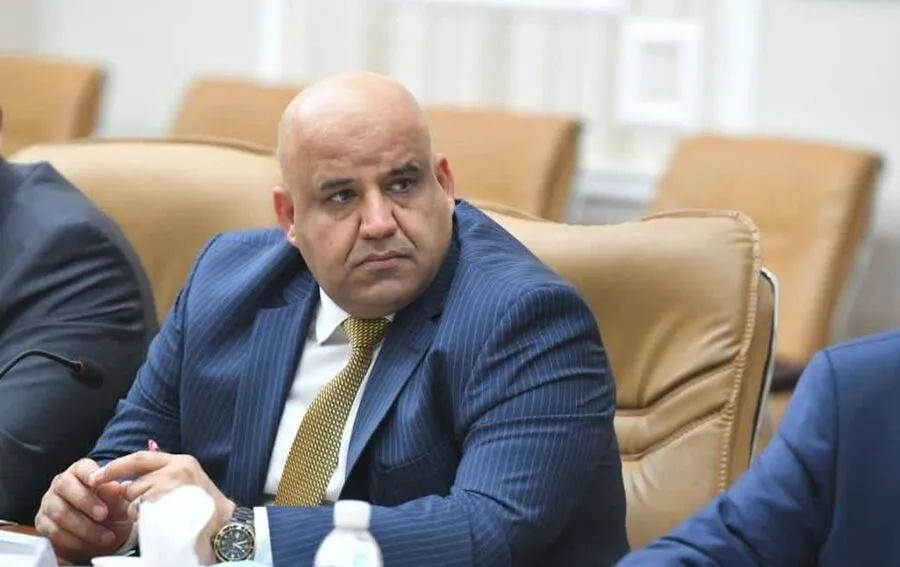 القضاء يحكم غيابياً بسجن محافظ صلاح الدين الأسبق 7 سنوات بتهمة الكسب غير المشروع