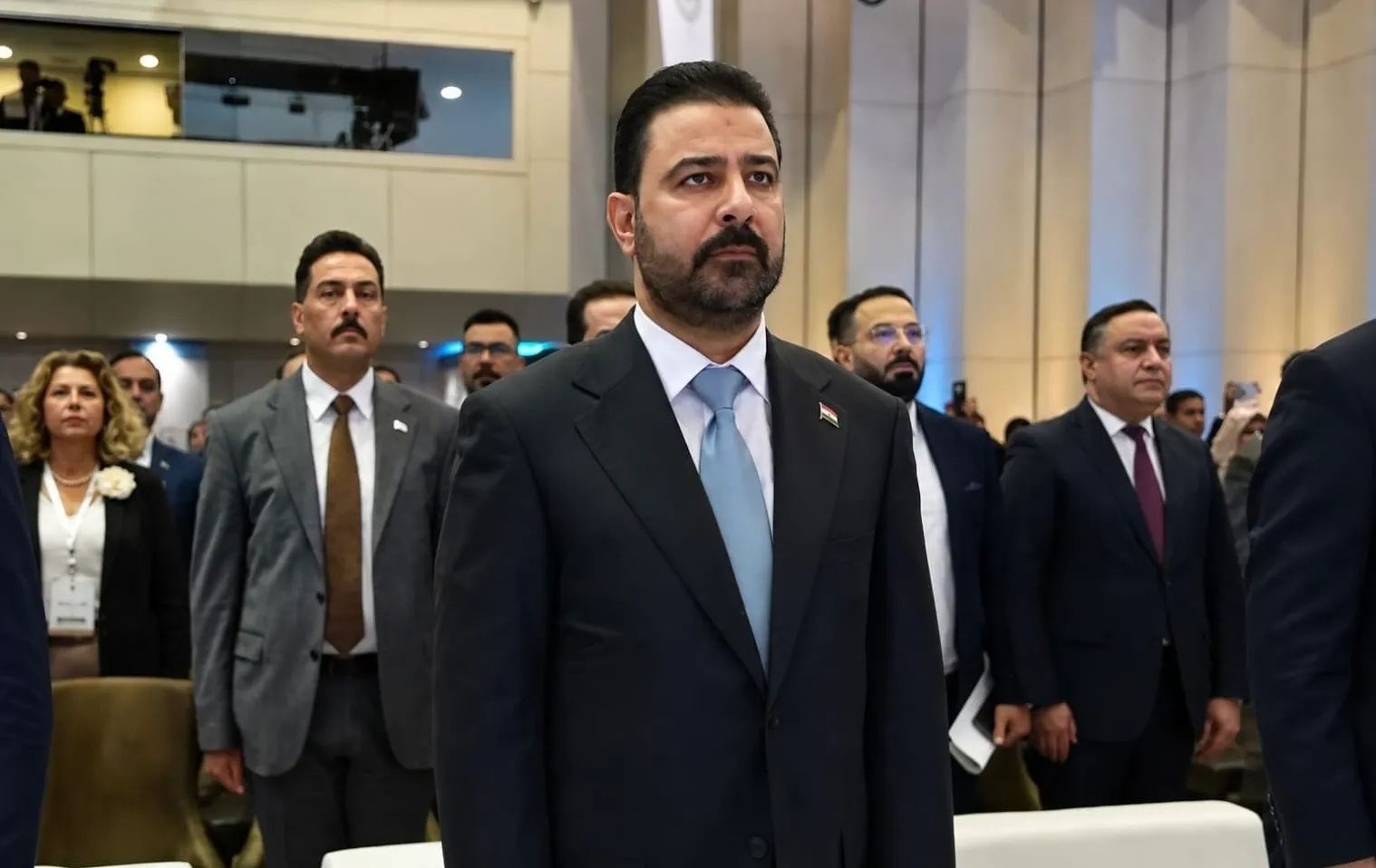 رئيس الوزراء يستبعد تصادماً عسكرياً ويؤكد التركيز على بناء الدولة