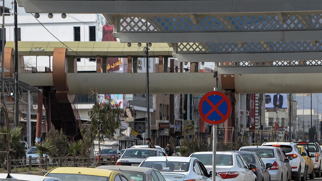 وزارة النفط توضح أزمة البنزين وتعد بتحسن