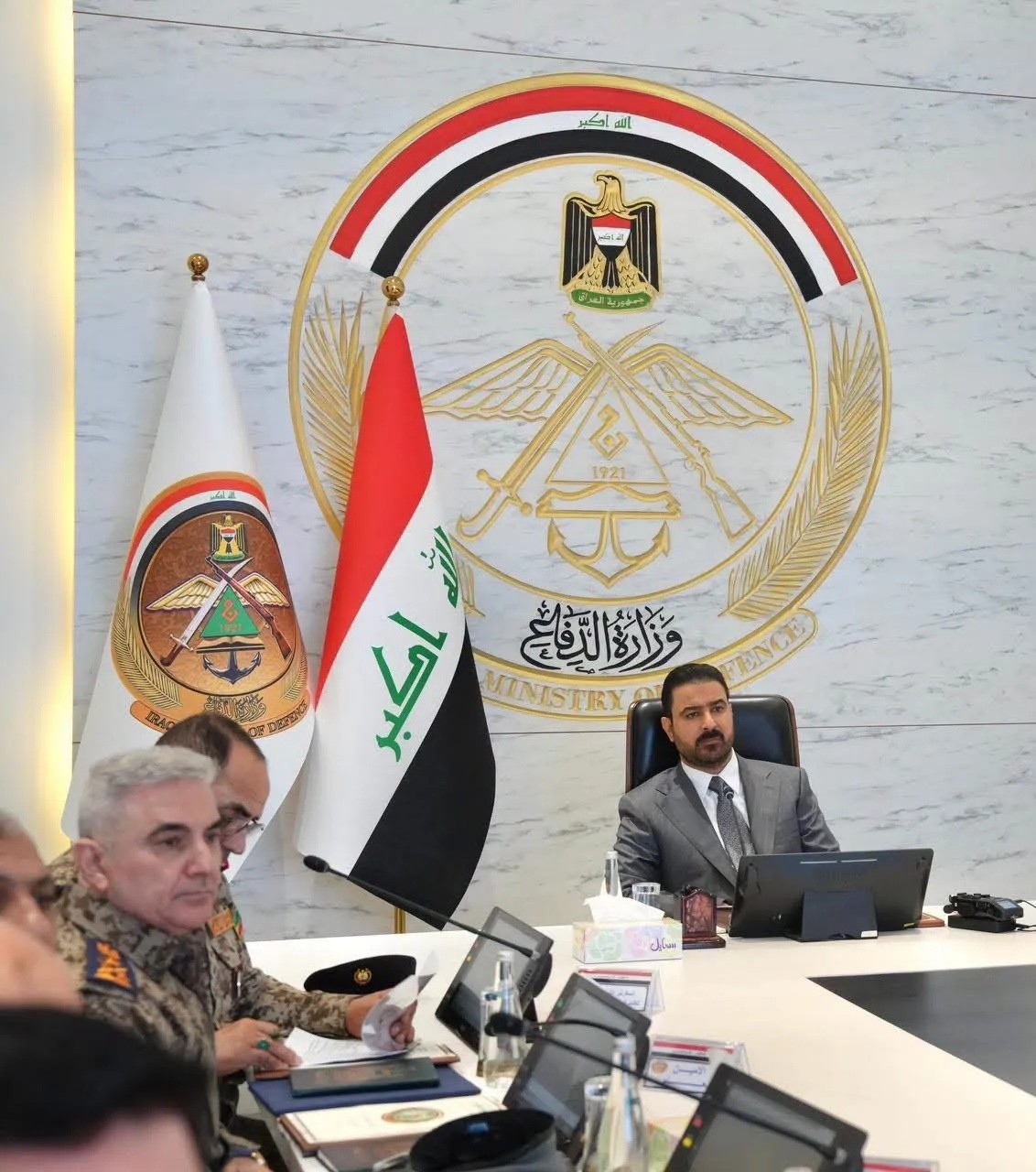 القائد العام يوجه بتسريع خطة تطوير الدفاع الجوي إلى ثلاث سنوات