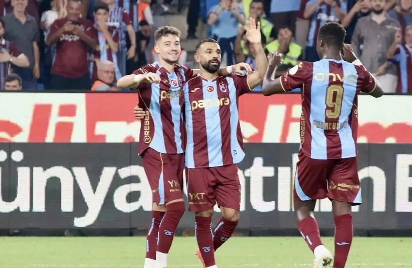 محمد صلاح يحقق رقماً قياسياً لافتاً في الدوري التركي مع طرابزون سبور
