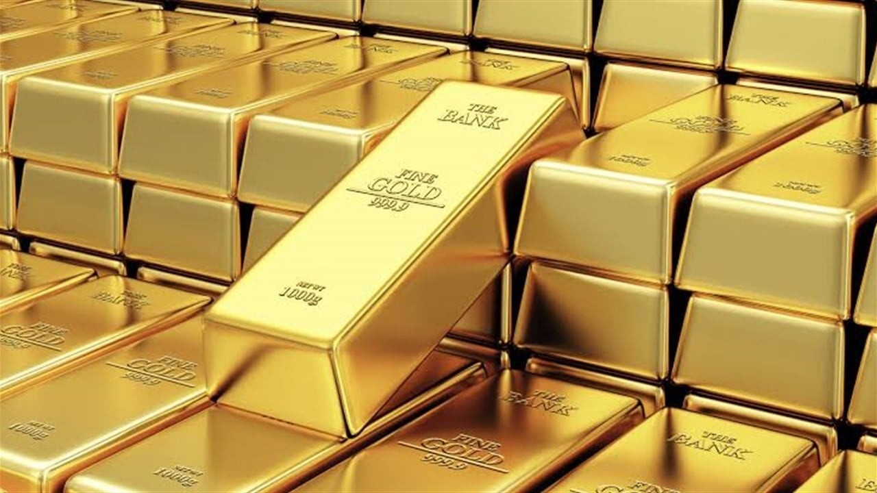 تراجع الذهب عالميًا قبيل قرار الفيدرالي المرتقب