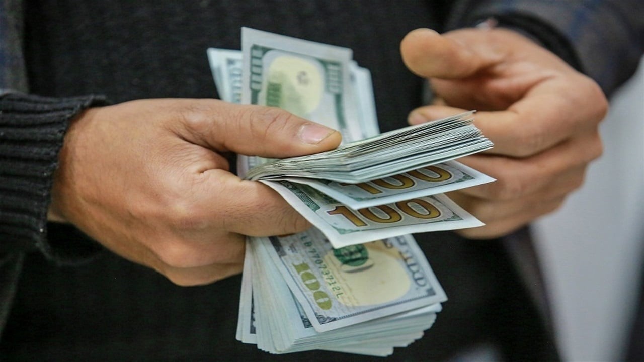استقرار سعر صرف الدولار لليوم الثالث على التوالي