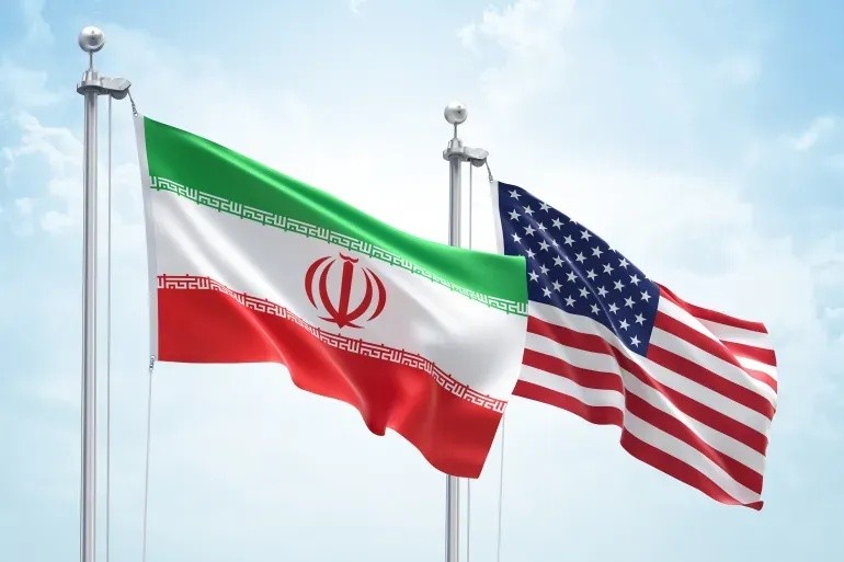 طهران تتلقى معلومات وتحذر من استئناف عمليات أمريكية قتالية