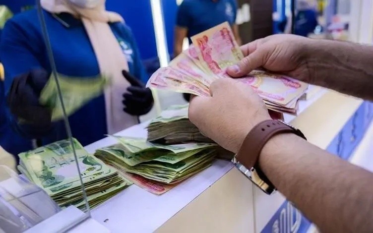 وزارة العمل تطلق رواتب المعين المتفرغ لأيلول