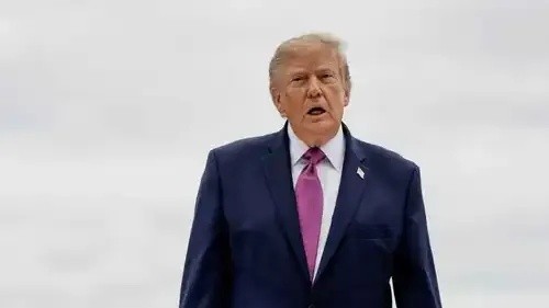 ترامب يلجأ لقرار أحادي لحجب 800 مليون دولار من الإنفاق الحكومي