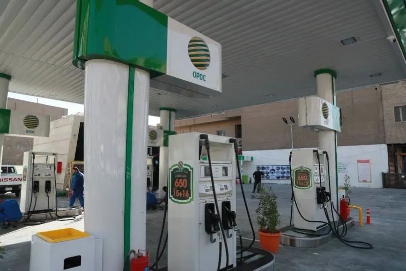 وزارة النفط تطلق رابطاً إلكترونياً لتسجيل مركبات البنزين ضمن مشروع البطاقة الوقودية