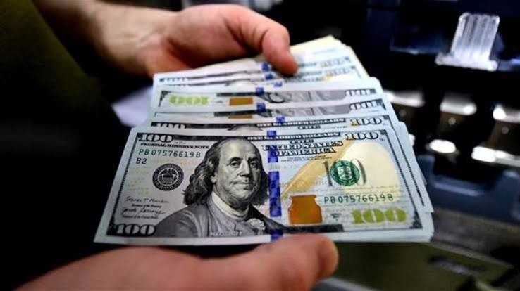 ارتفاع سعر صرف الدولار مقابل الدينار في الأسواق العراقية