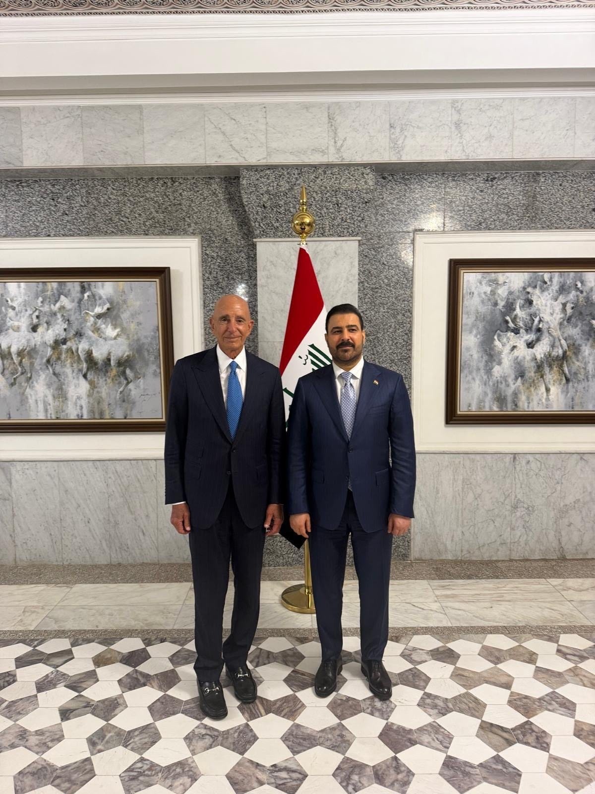 المبعوث الأمريكي يشيد باجتماعه المثمر مع رئيس الوزراء العراقي