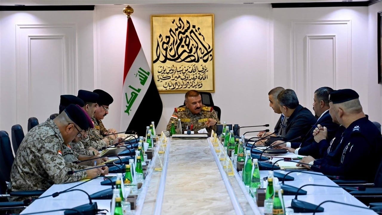 الشمري يناقش تنسيق العمل القانوني بين المحاكم العسكرية وقوى الأمن
