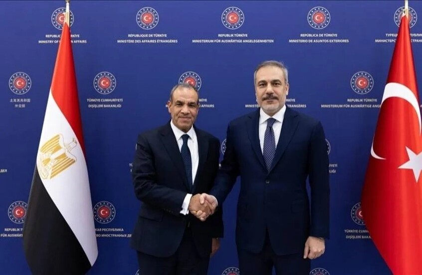 مباحثات مصرية تركية في بغداد تحث واشنطن وطهران على الحوار لخفض التصعيد