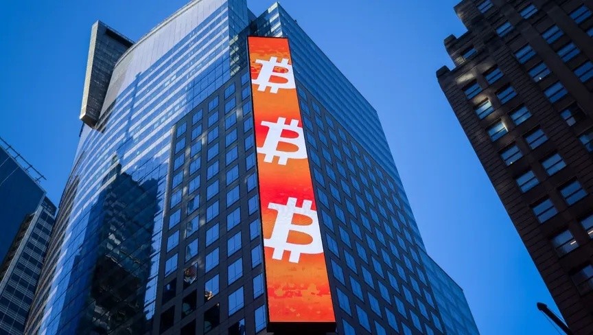 مكاسب بتكوين تعوض تراجع الأسواق