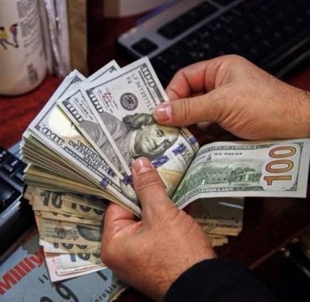 معدلات تداول الدولار بالأسواق المحلية العراقية