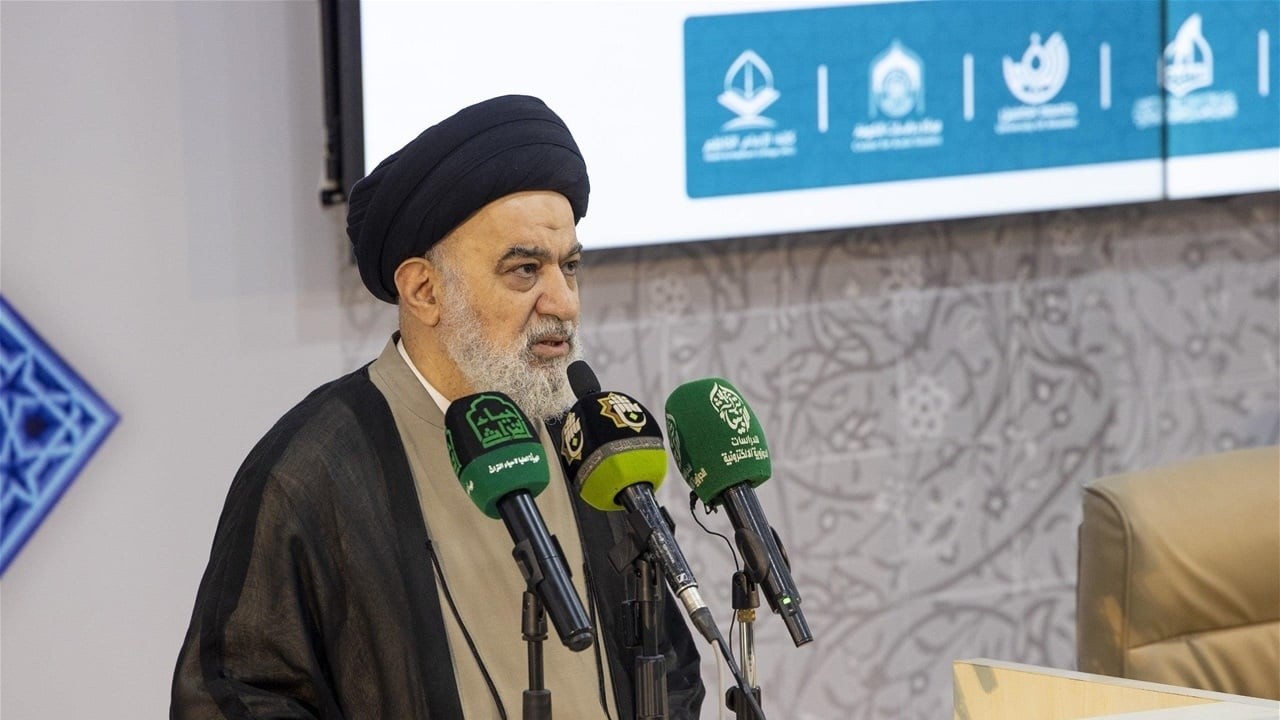 الصافي يسلط الضوء على صمود النجف وتراثها العلمي عبر ألف عام